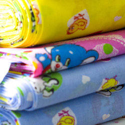 Как выбирать ткань для детской одежды?